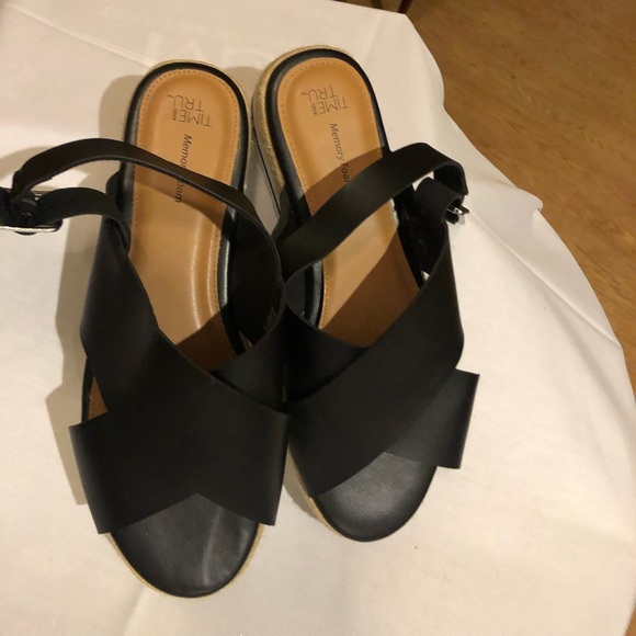 Time and Tru Shoes - Woman’s Black Platform Sandals,Size 8